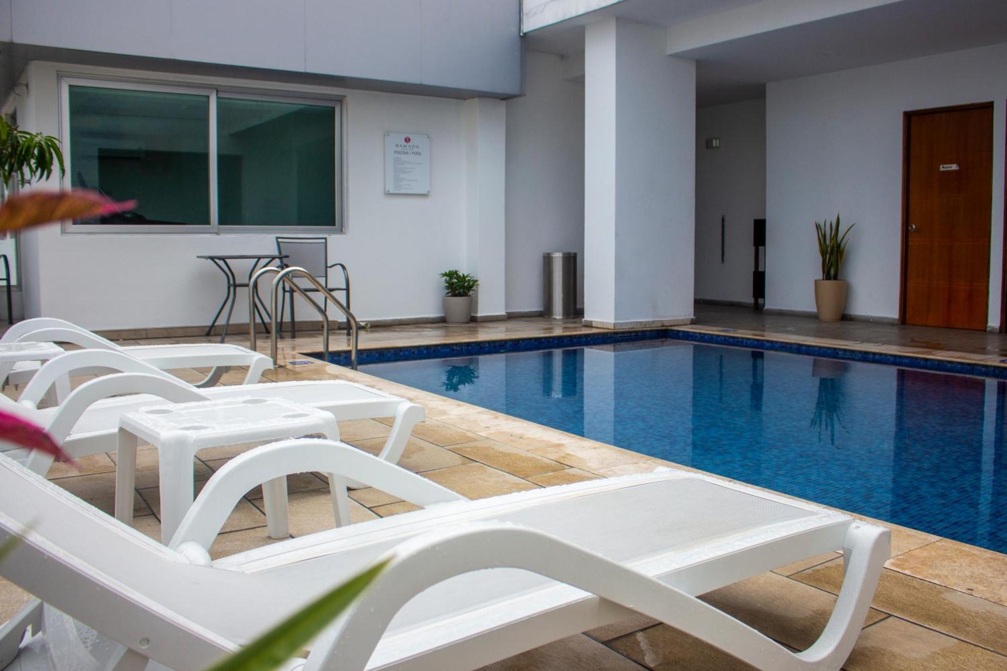 Ramada by Wyndham Panama Centro Via Argentina Hotel Bagian luar foto